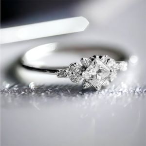 Silver PLATED white zircon ring size bridal styled square stone